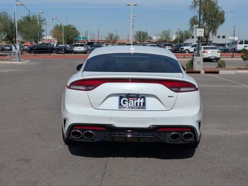 2023 Kia Stinger GT2