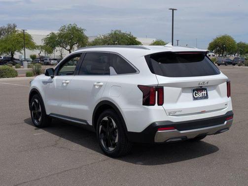 Snow White Pearl 2025 Kia Sorento Hybrid EX