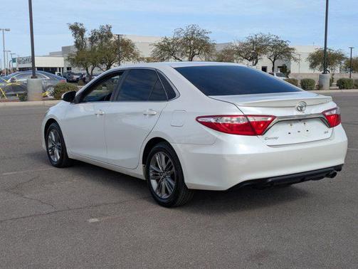 2016 Toyota Camry XLE