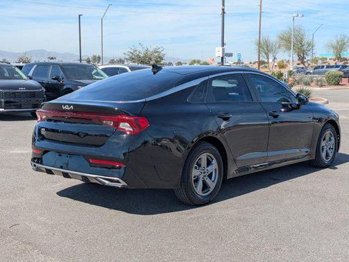 2023 Kia K5 LXS