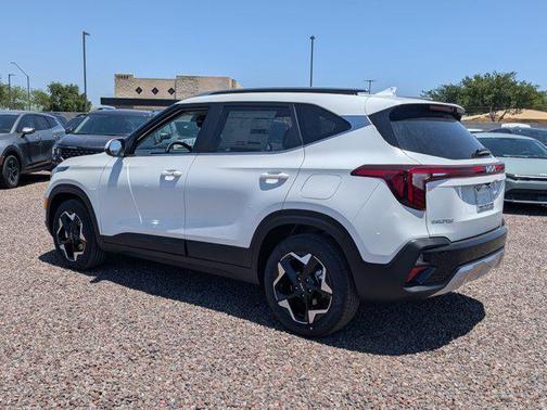 2025 Kia Seltos EX
