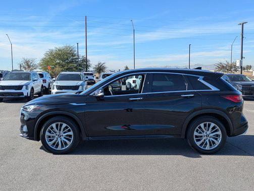 2024 INFINITI QX50 LUXE AWD