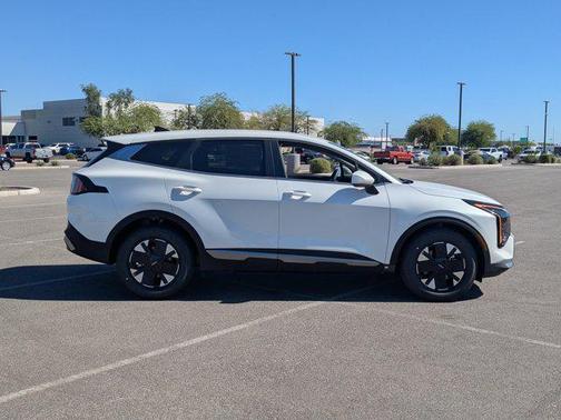 2026 Kia Sportage Hybrid LX