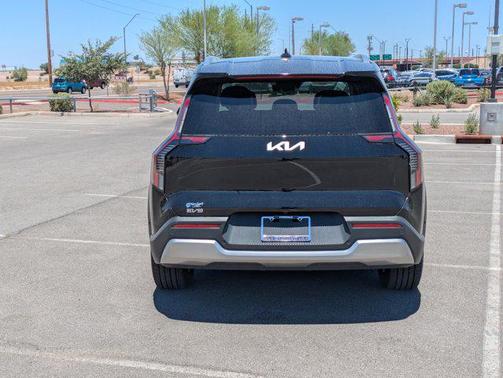 2026 Kia EV9 Wind
