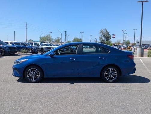 Deep Sea Blue 2024 Kia Forte LXS