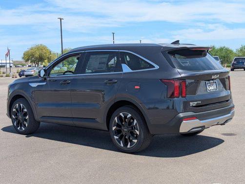 2025 Kia Sorento EX