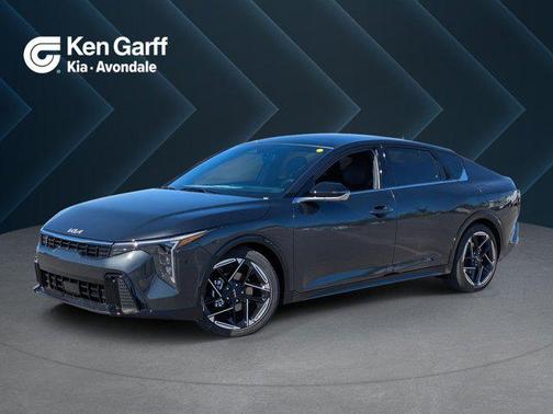 2025 Kia K4 GT-Line