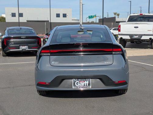 2025 Toyota Prius LE