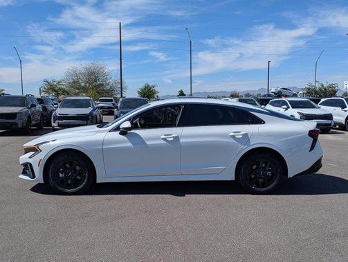 2026 Kia K5 LXS FWD