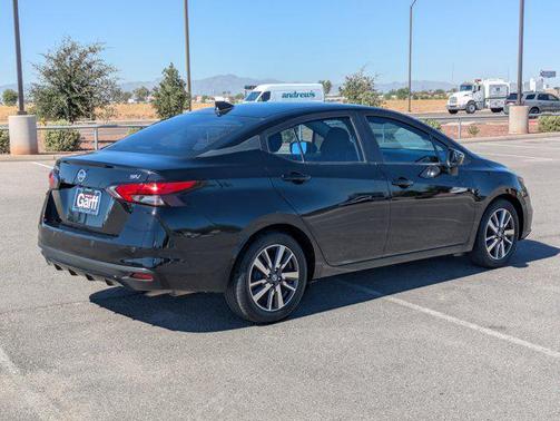 2020 Nissan Versa 1.6 SV