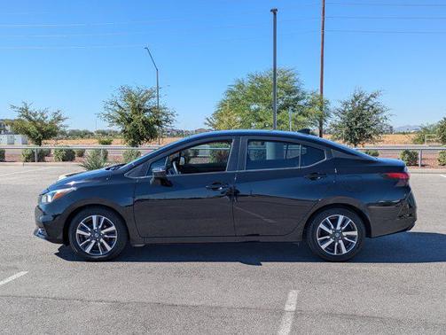 2020 Nissan Versa 1.6 SV