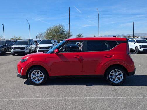 2023 Kia Soul LX