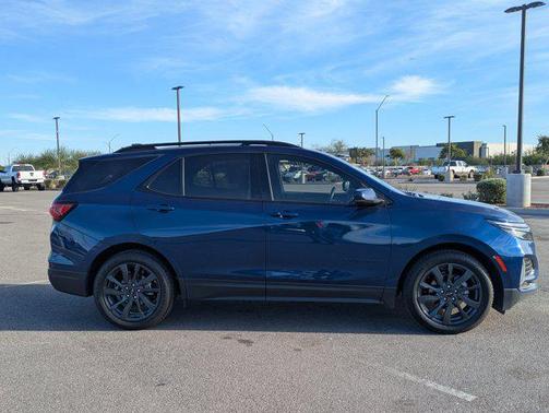 2022 Chevrolet Equinox FWD RS
