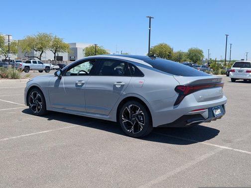 2025 Kia K5 GT-Line