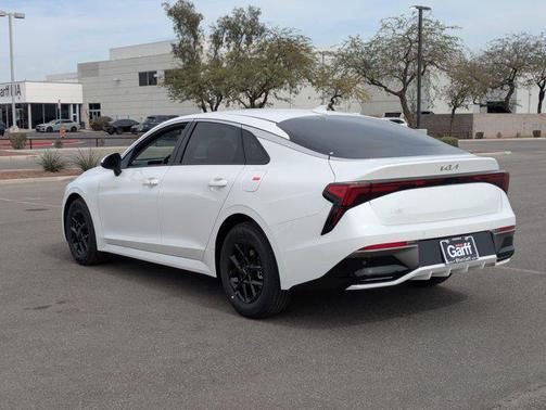 2026 Kia K5 LXS FWD