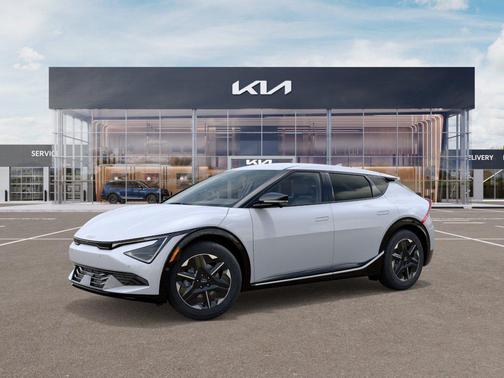 Glacial White Pearl 2026 Kia EV6 Wind RWD