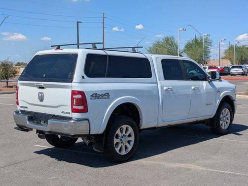 2022 RAM 2500 Laramie Crew Cab 4x4 6'4' Box