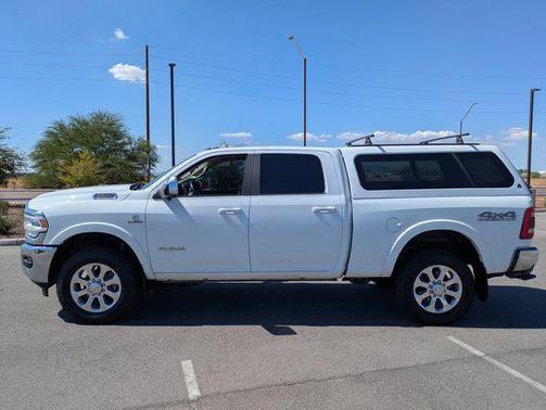 2022 RAM 2500 Laramie Crew Cab 4x4 6'4' Box