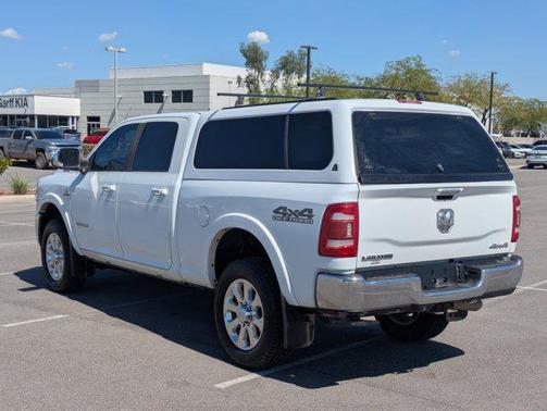 2022 RAM 2500 Laramie Crew Cab 4x4 6'4' Box