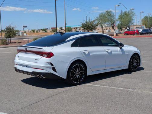 2021 Kia K5 GT