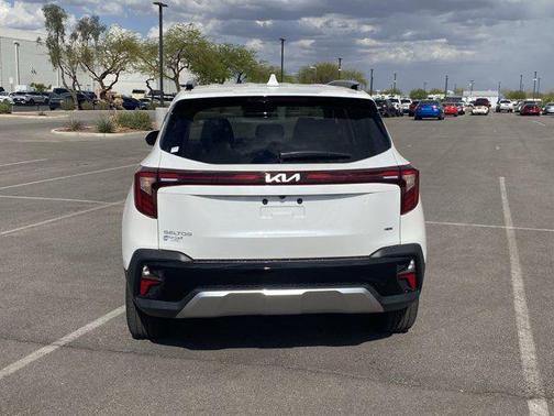 2025 Kia Seltos S