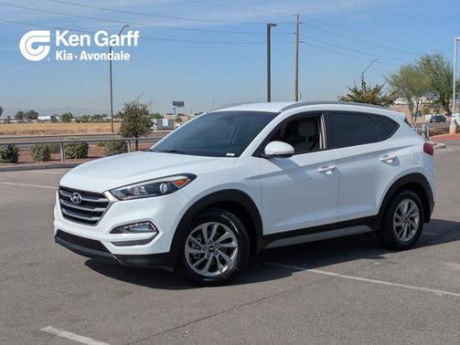 2017 Hyundai TUCSON SE Plus