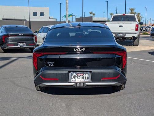 2025 Kia K4 EX