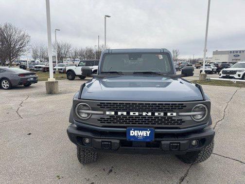 Azure Gray Metallic Tri-Coat 2023 Ford Bronco Badlands