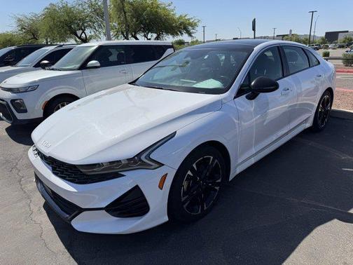 2022 Kia K5 GT-Line