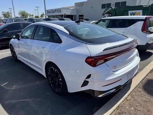 2022 Kia K5 GT-Line