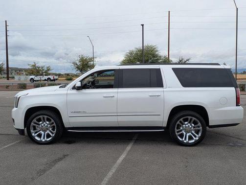 2019 GMC Yukon XL SLT