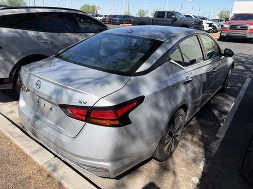 2021 Nissan Altima 2.5 SV