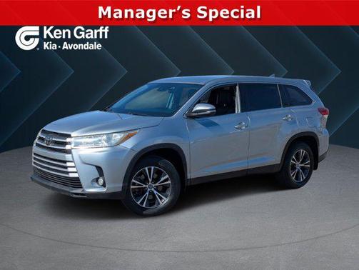 2019 Toyota Highlander LE