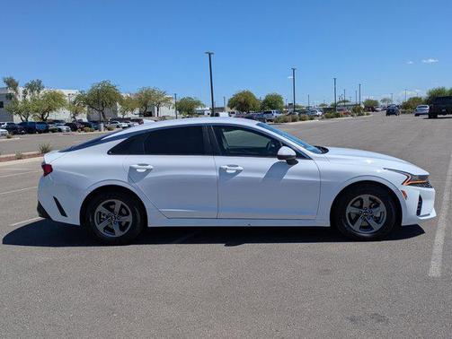 2021 Kia K5 LXS