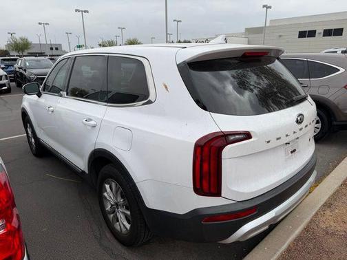 Glacial White Pearl 2021 Kia Telluride LX
