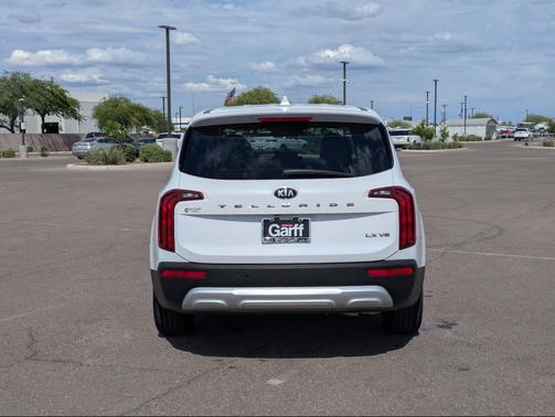 Glacial White Pearl 2021 Kia Telluride LX