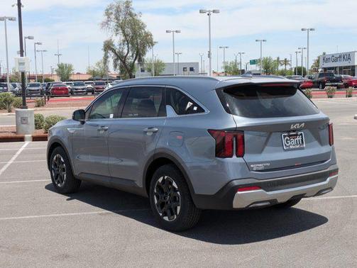 2025 Kia Sorento S