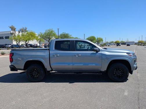Sterling Gray Metallic 2023 Chevrolet Colorado LT