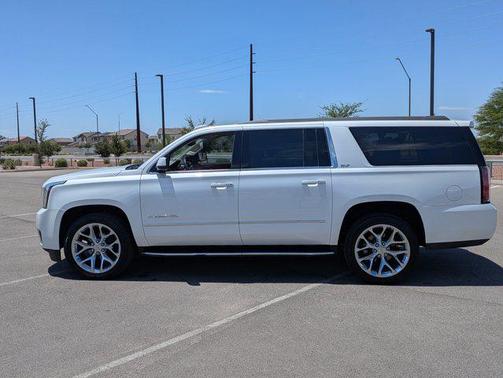 2020 GMC Yukon XL SLT