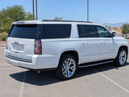 2020 GMC Yukon XL SLT