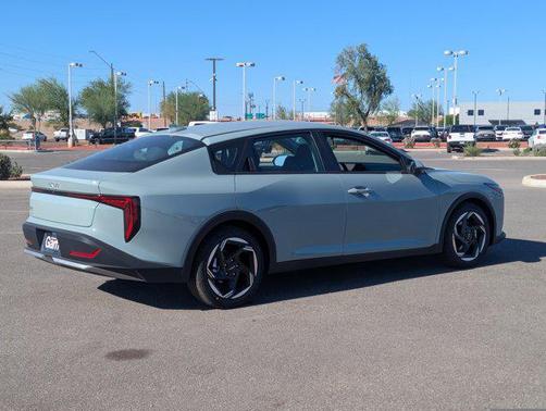 2025 Kia K4 EX