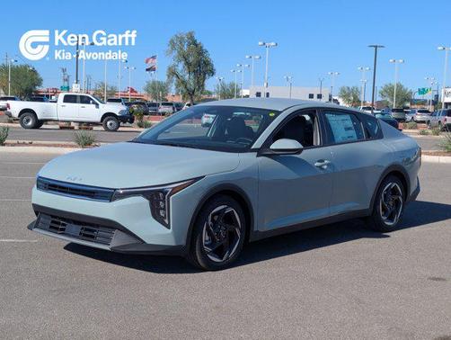 2025 Kia K4 EX