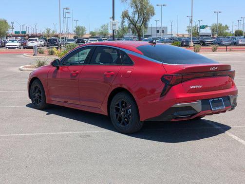 2025 Kia K5 LXS