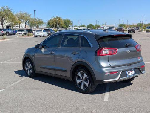 2017 Kia Niro LX