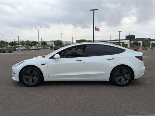 White 2023 Tesla Model 3 Standard Range