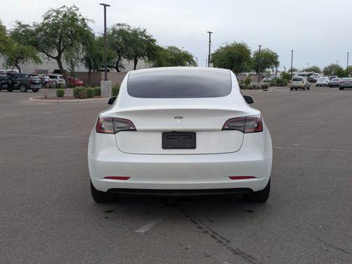 White 2023 Tesla Model 3 Standard Range
