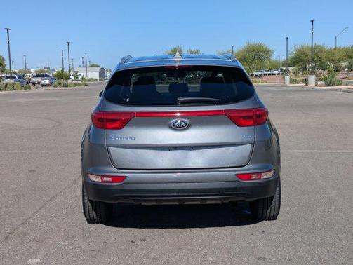 Mineral Silver 2017 Kia Sportage EX