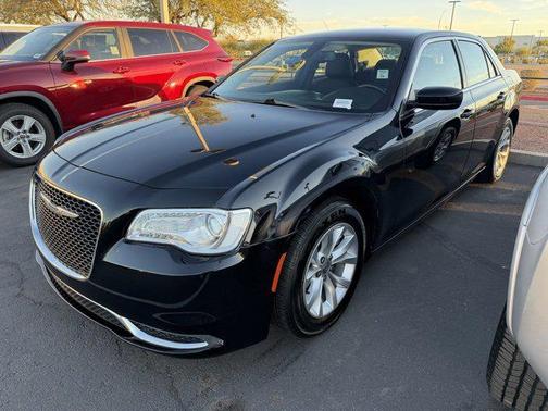 2021 Chrysler 300 Touring