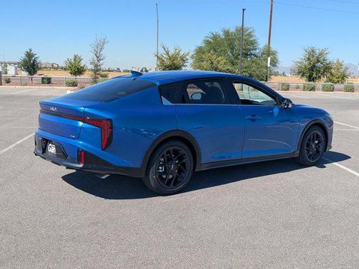 2025 Kia K4 GT-Line Turbo