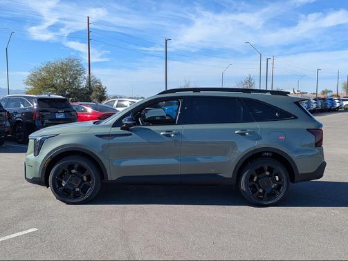 Jungle Green 2026 Kia Sorento SX